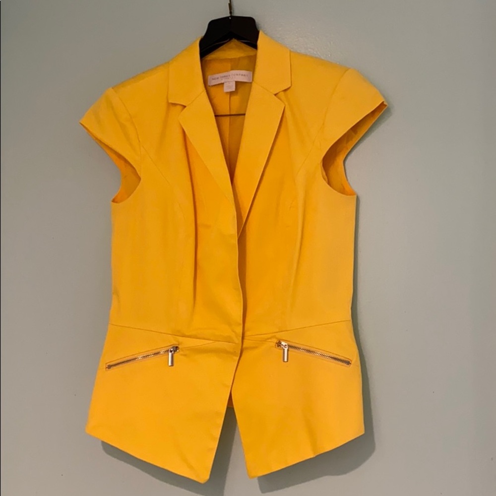 Yellow Short Sleeve Jacket